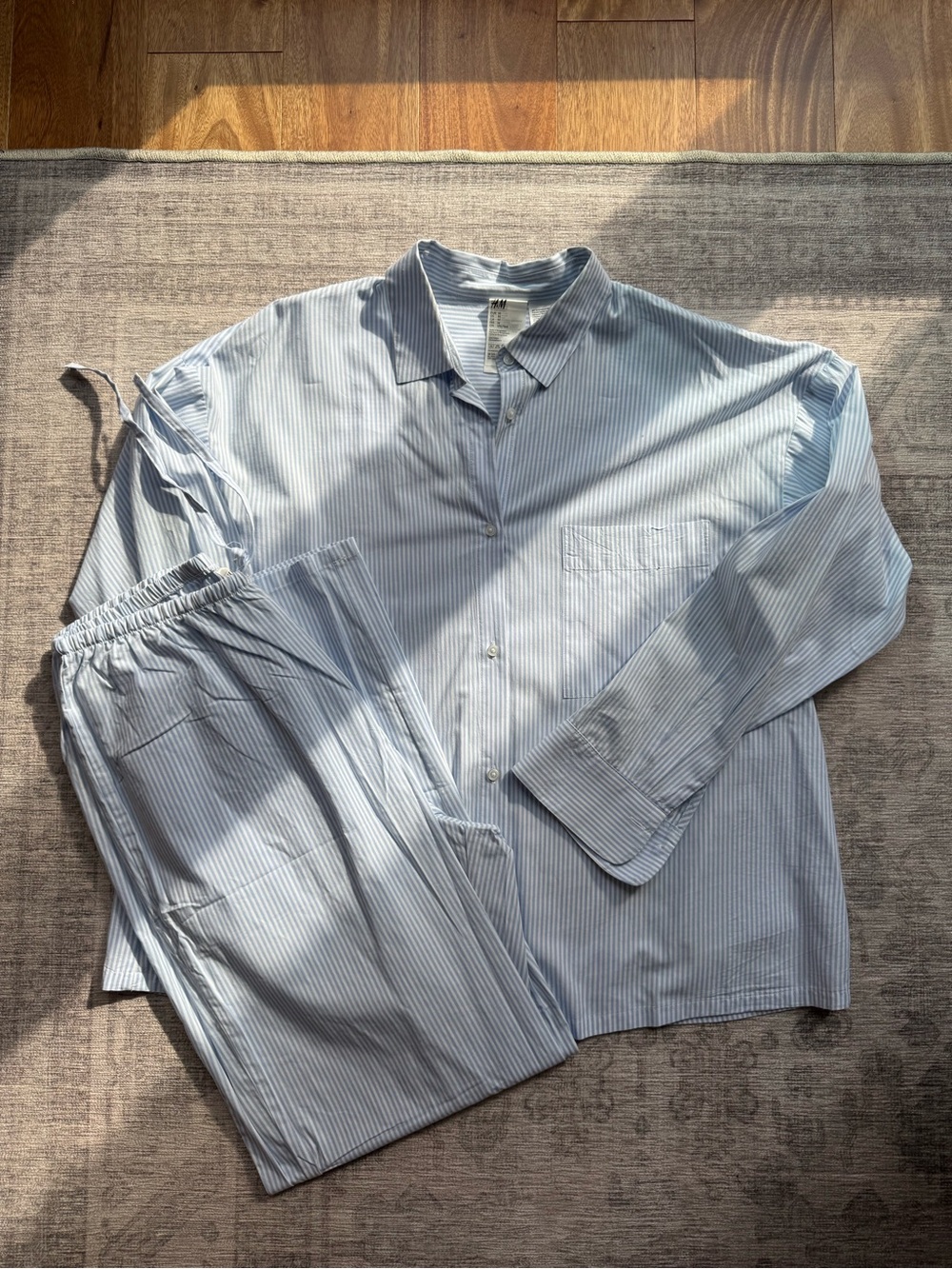 H&M Striped Set - Picture 2 of 6
